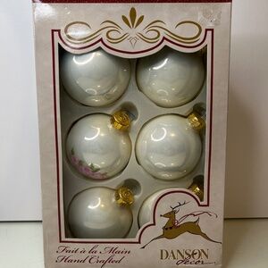 6 Vintage White Tree Ornaments Glass Balls Danson In Original Box 2.5”